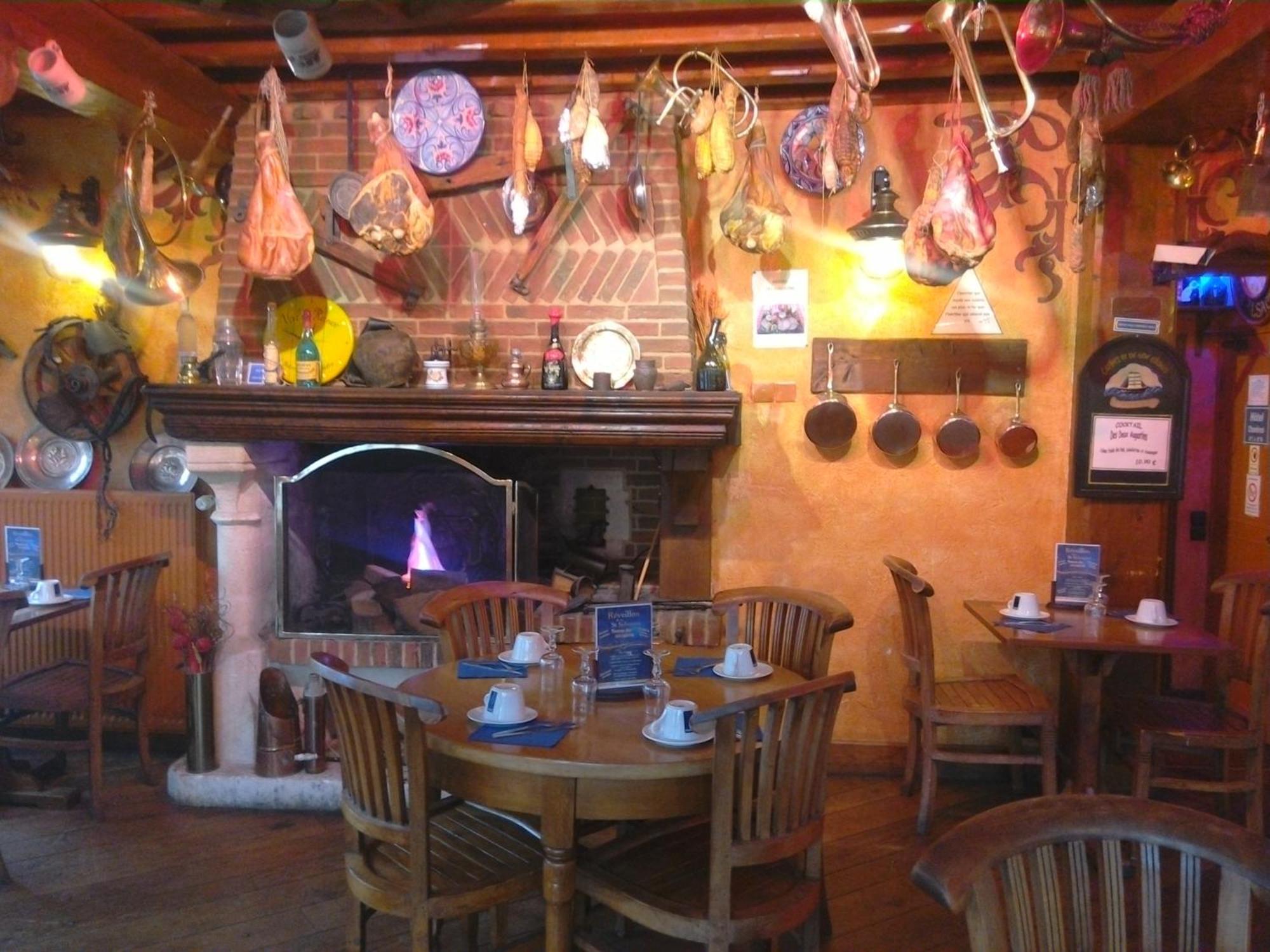 La Taverne Des Deux Augustins Étretat Exteriér fotografie