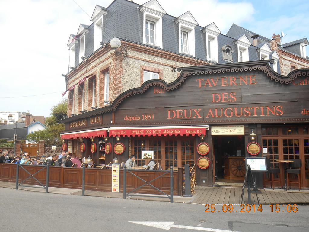 La Taverne Des Deux Augustins Étretat Exteriér fotografie